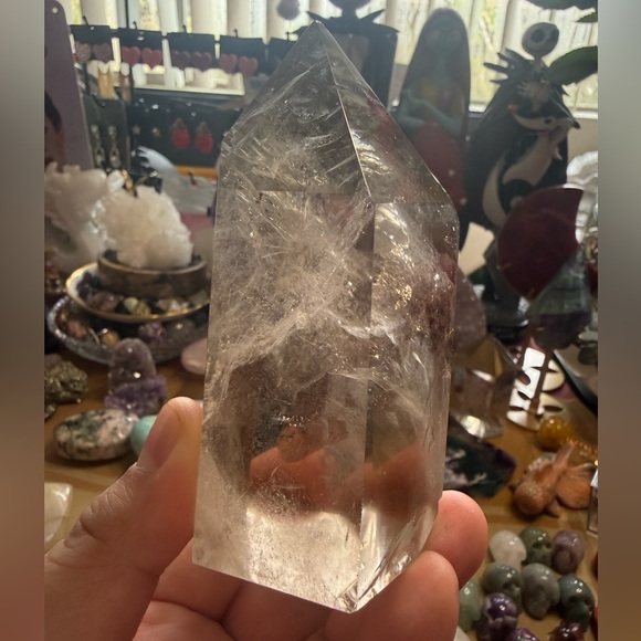 Huge Smokey Quartz Tower - Picture 7 of 7